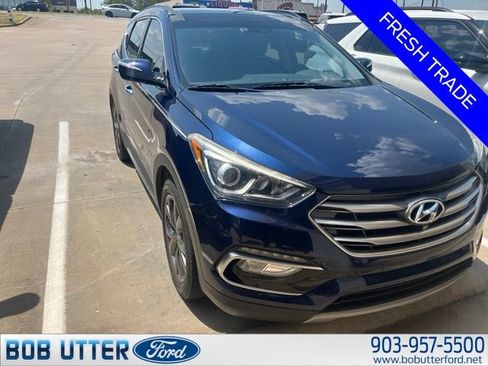 Used 2018 Hyundai Santa Fe Sport FWD image 2