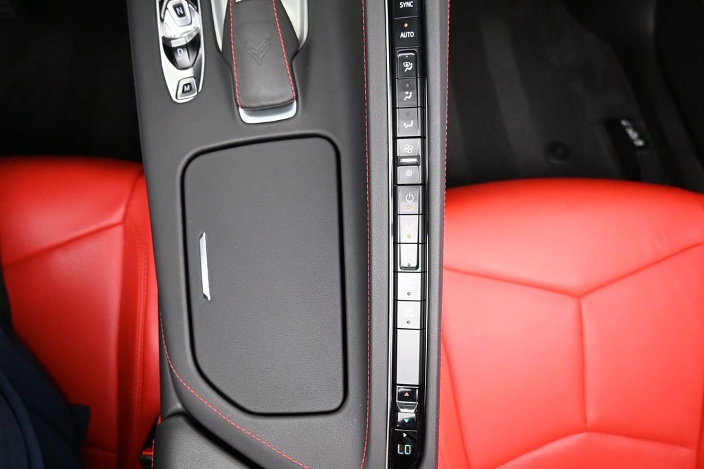 Used 2024 Chevrolet Corvette Stingray Convertible w/ 1LT RWD image 19