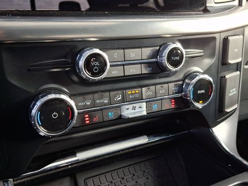 Used 2023 Ford F150 Lariat w/ Equipment Group 502A High image 16