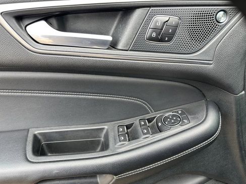 Certified 2022 Ford Edge Titanium image 13