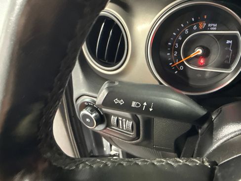 Used 2020 Jeep Wrangler Unlimited Sport S AWD/4WD image 38