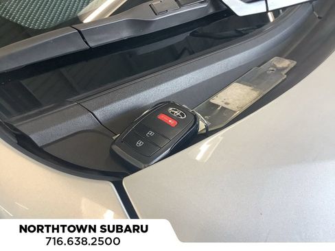 Used 2025 Toyota Corolla XSE FWD image 18