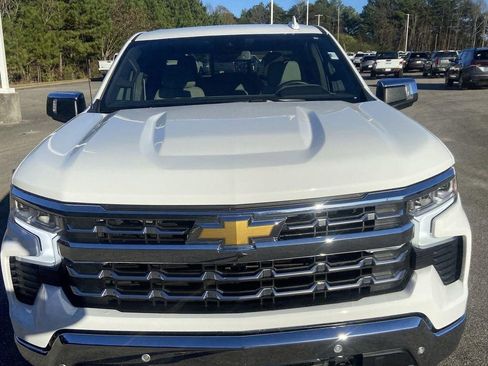 Certified 2024 Chevrolet Silverado 1500 LTZ image 31