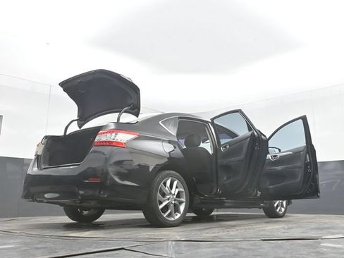 Used 2013 Nissan Sentra SR w/ Driver Pkg FWD image 49