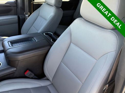 Used 2022 Chevrolet Tahoe Z71 w/ Luxury Package image 34