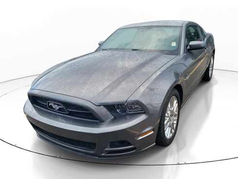 Used 2014 Ford Mustang Premium w/ Equipment Group 202A RWD image 4