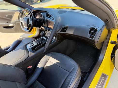 Used 2016 Chevrolet Corvette Z06 w/ Battery Protection Package image 31