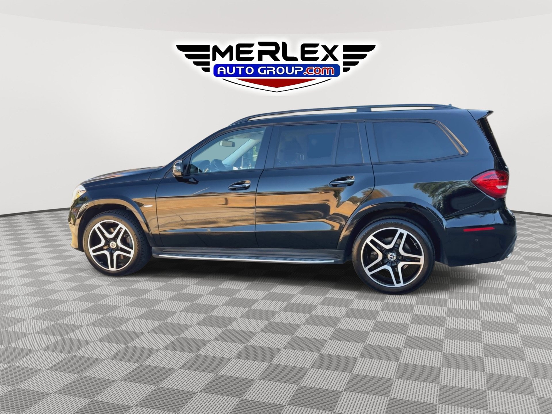 Used 2018 Mercedes-Benz GLS 550 4MATIC w/ Grand Edition Package image 5