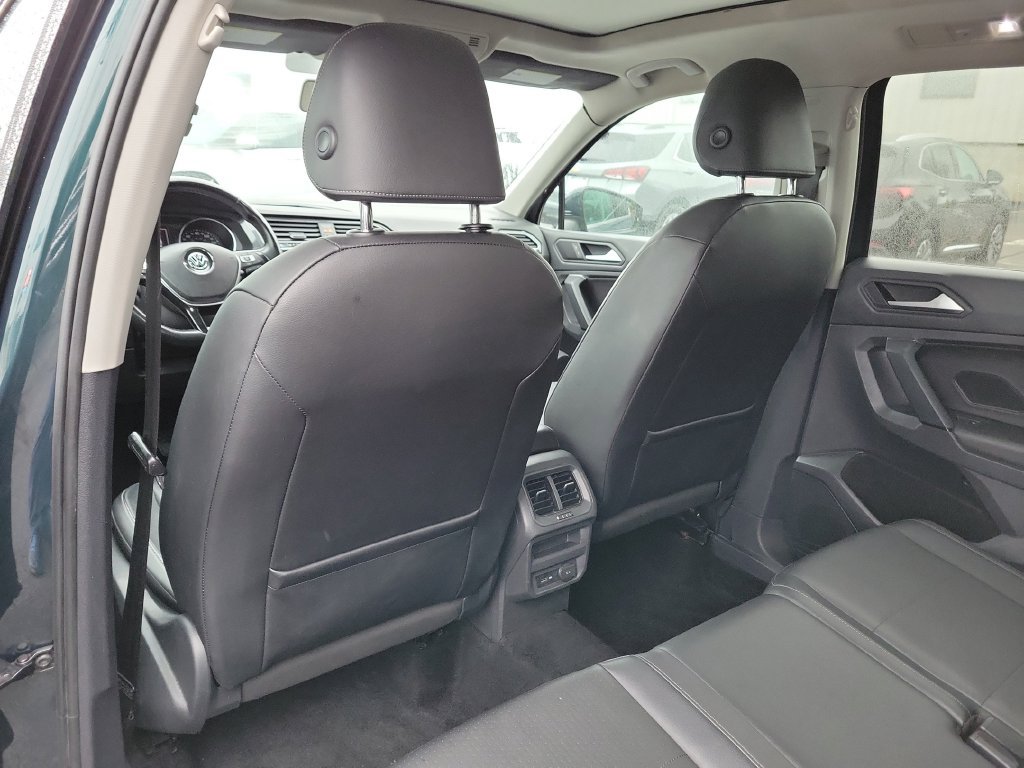 Used 2019 Volkswagen Tiguan SEL Premium R-Line AWD/4WD image 15