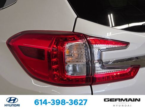 Used 2024 Subaru Ascent Premium w/ Convenience Package AWD/4WD image 16