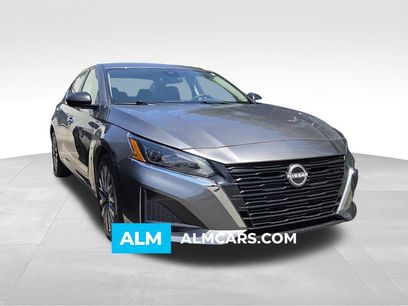 Used 2025 Nissan Altima 2.5 SV