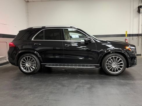 Used 2026 Mercedes-Benz GLE 450 4MATIC image 3