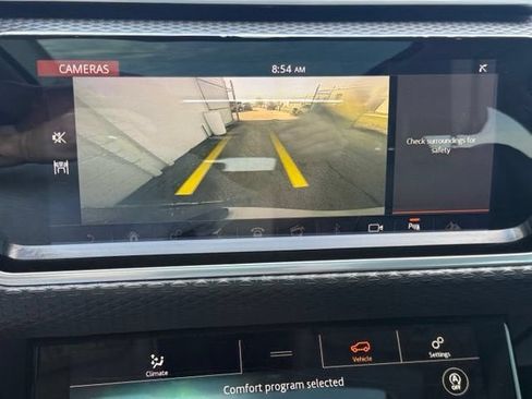 Used 2020 Land Rover Range Rover Velar S AWD/4WD image 6