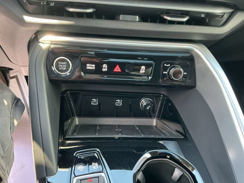 Used 2025 Audi Q5 Premium Plus AWD/4WD image 28