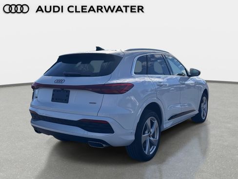 Used 2025 Audi Q5 Premium Plus w/ Premium Plus image 4