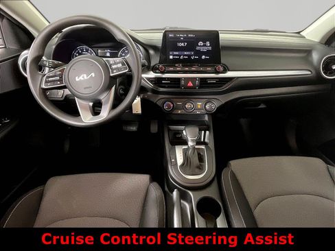 Certified 2023 Kia Forte LXS w/ LXS Technology Package FWD image 7
