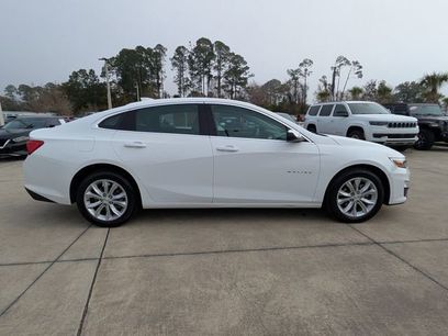 Used 2025 Chevrolet Malibu LT
