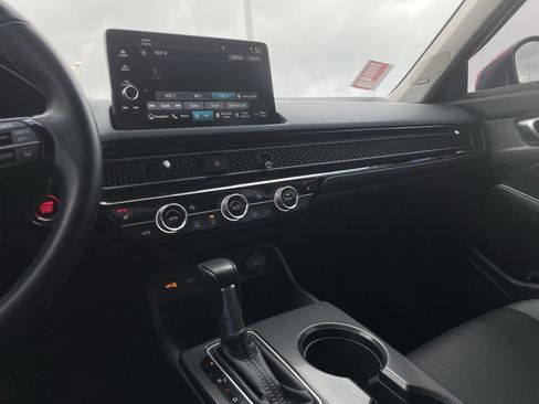 Used 2024 Honda Civic Touring image 22