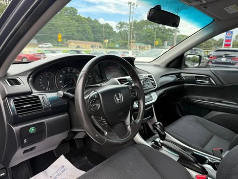 Used 2013 Honda Accord Sport image 10