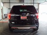 Used 2016 Ford Explorer XLT w/ Equipment Group 202A image 5