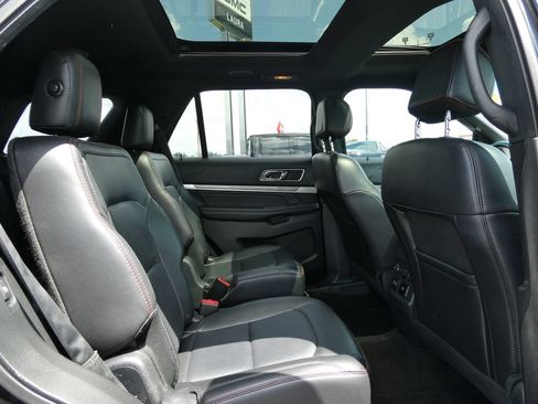 Used 2017 Ford Explorer Sport w/ Equipment Group 401A AWD/4WD image 15