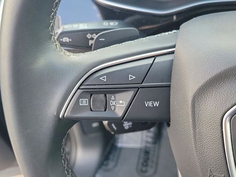 Used 2025 Audi Q7 3.0T Premium Plus image 27