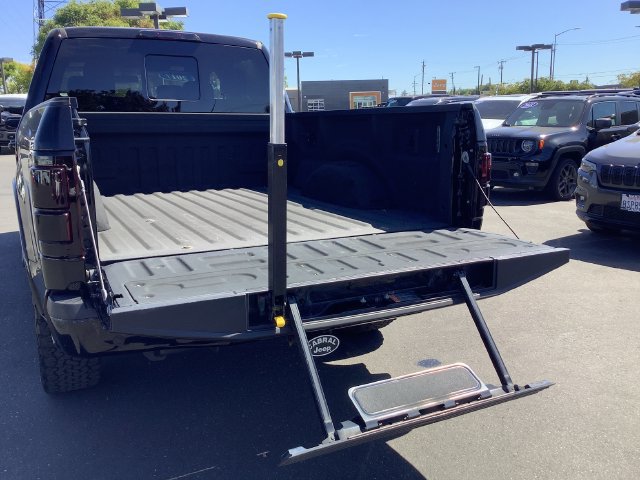Used 2017 Ford F150 Lariat w/ Equipment Group 501A Mid AWD/4WD image 31