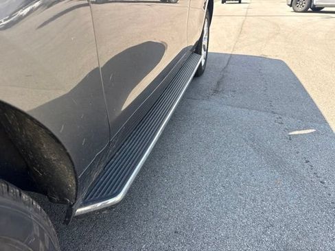 Used 2020 Ford Expedition XLT w/ Equipment Group 202A RWD image 11