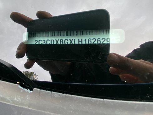 Used 2020 Dodge Charger SXT w/ Blacktop Package image 51