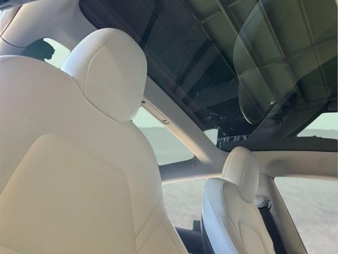 Used 2019 Tesla Model 3 Long Range AWD/4WD image 16