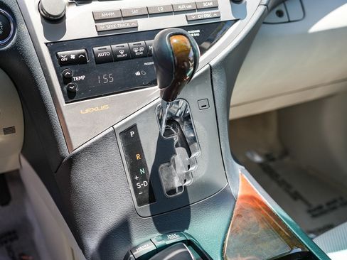 Used 2011 Lexus RX 350 2WD w/ Premium Pkg image 19