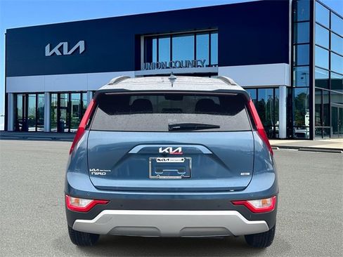 New 2026 Kia Niro EX image 11