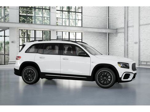 Used 2026 Mercedes-Benz GLB 35 AMG 4MATIC image 14