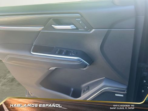 Certified 2025 GMC Acadia Elevation image 12