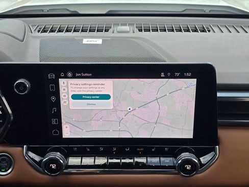 Used 2025 GMC Canyon AT4 w/ Technology Plus Package image 35