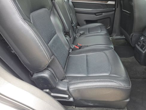 Used 2018 Ford Explorer Limited AWD/4WD image 25