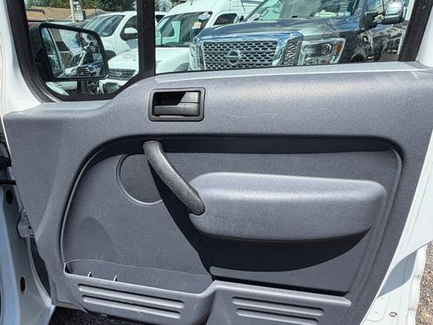 Used 2013 Ford Transit Connect XLT FWD image 12