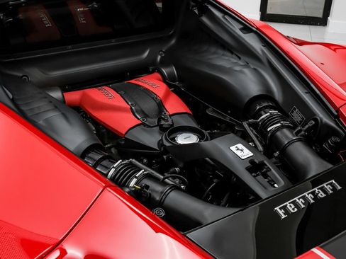 Used 2020 Ferrari F8 Tributo RWD image 49