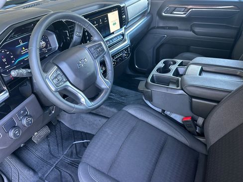Used 2024 Chevrolet Silverado 1500 RST RWD image 9