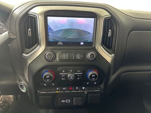 Used 2021 Chevrolet Silverado 1500 LT image 22