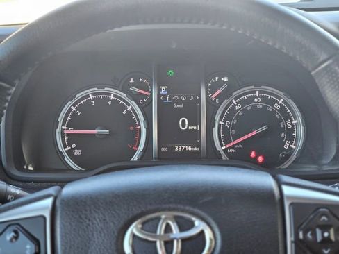Used 2021 Toyota 4Runner Limited image 10
