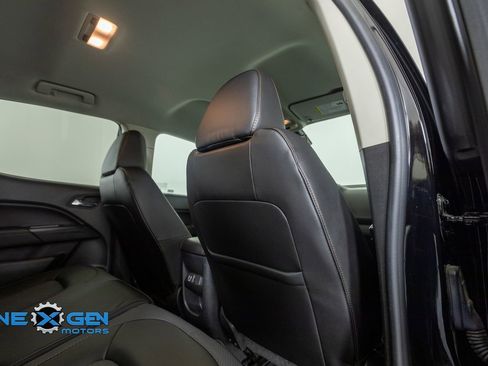 Used 2022 GMC Canyon AT4 AWD/4WD image 35