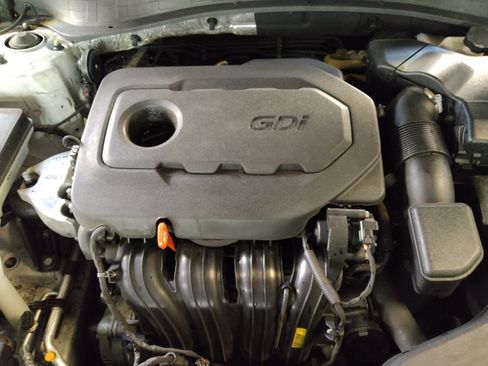 Used 2016 Kia Optima LX image 30