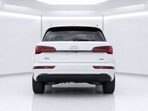 Certified 2025 Audi Q5 2.0T Premium AWD/4WD image 4