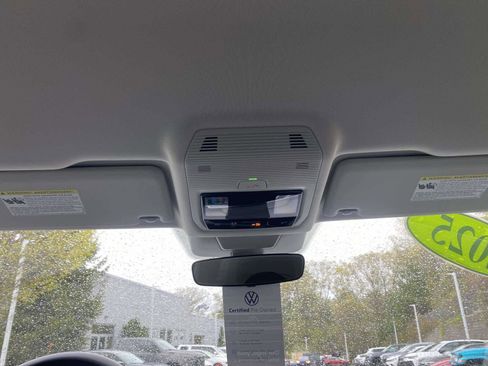 Certified 2025 Volkswagen Tiguan S AWD/4WD image 17