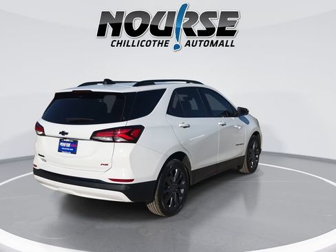 Used 2024 Chevrolet Equinox RS w/ LPO, Floor Liner Package FWD image 8