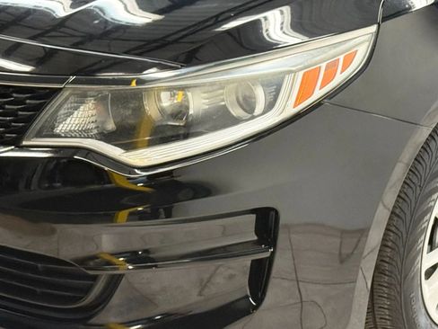 Used 2016 Kia Optima LX w/ LX Convenience Package FWD image 6