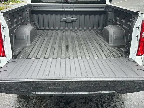 New 2026 Chevrolet Silverado 1500 RST w/ Dark Appearance Package AWD/4WD image 8