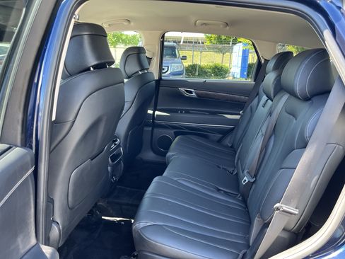 Used 2024 Genesis GV80 2.5T AWD/4WD image 13