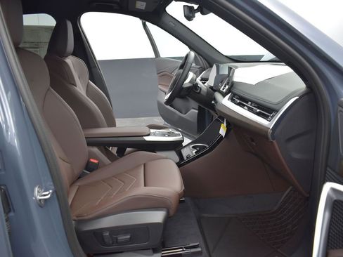 New 2025 BMW X1 xDrive28i w/ Convenience Package image 17